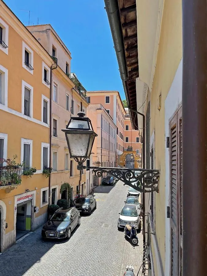 Cozy & Charme Apartment In Rom Italien